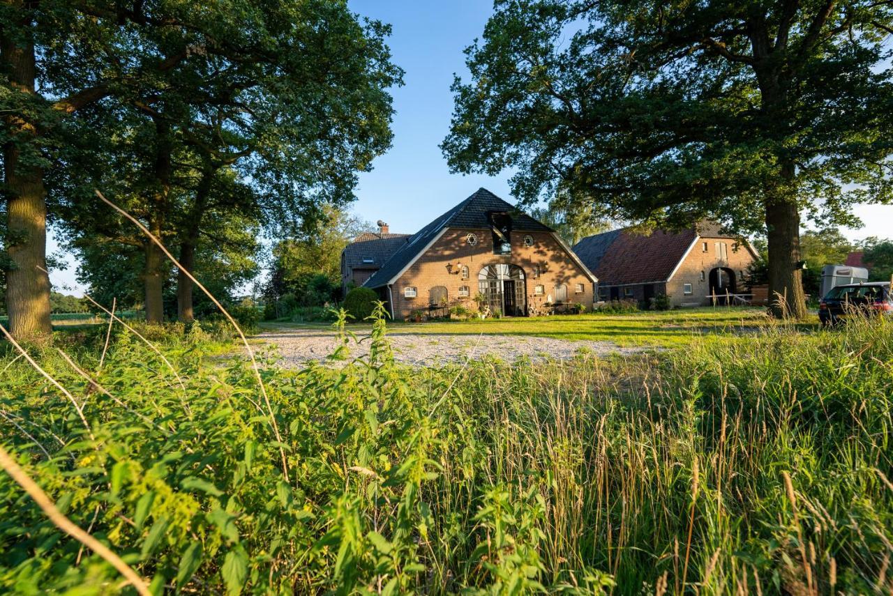 Stroeckmanhoeve Neede Buitenkant foto